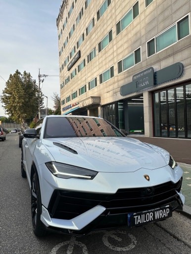 우루스PPF 원컬러에서 화이트 골드펄로 작업해 드렸습니다 / 광진, 건대, 뚝섬