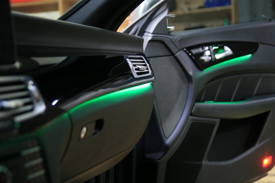 울산 벤츠 엠비언트 [ 벤츠 CLS W218 가변 멀티컬러 엠비언트 및 뱅앤올룹슨트위터 ]