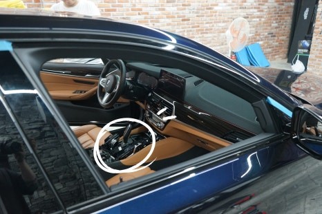 BMW 530i 크롬죽이기 시공하는법과 시공비용 알아보자 5시리즈 크롬죽이기 / 경기 화성