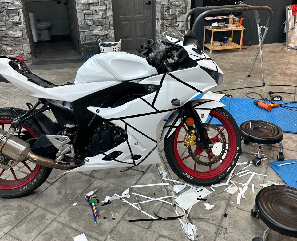 동탄랩핑 스즈키GSX-R125 아수라 랩핑하기 흰색무광으로 포스업하기 / 경기 화성