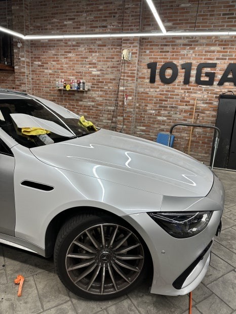 벤츠 AMG GT43 은색에서 고광택필름 화이트로 랩핑하기 용인랩핑 수원랩핑 크롬죽이기와 블랙PPF시공 / 경기 화성
