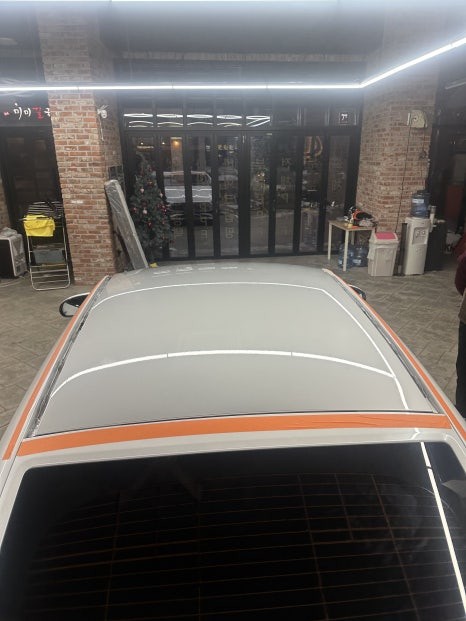 벤츠 AMG GT43 은색에서 고광택필름 화이트로 랩핑하기 용인랩핑 수원랩핑 크롬죽이기와 블랙PPF시공 / 경기 화성