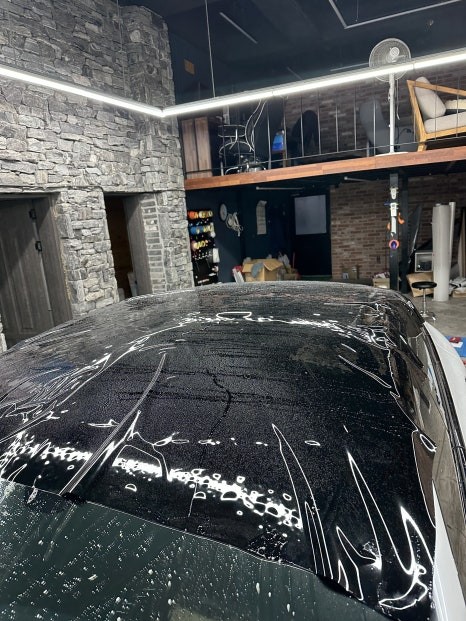 벤츠 AMG GT43 은색에서 고광택필름 화이트로 랩핑하기 용인랩핑 수원랩핑 크롬죽이기와 블랙PPF시공 / 경기 화성