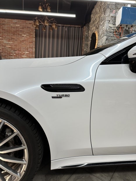 벤츠 AMG GT43 은색에서 고광택필름 화이트로 랩핑하기 용인랩핑 수원랩핑 크롬죽이기와 블랙PPF시공 / 경기 화성