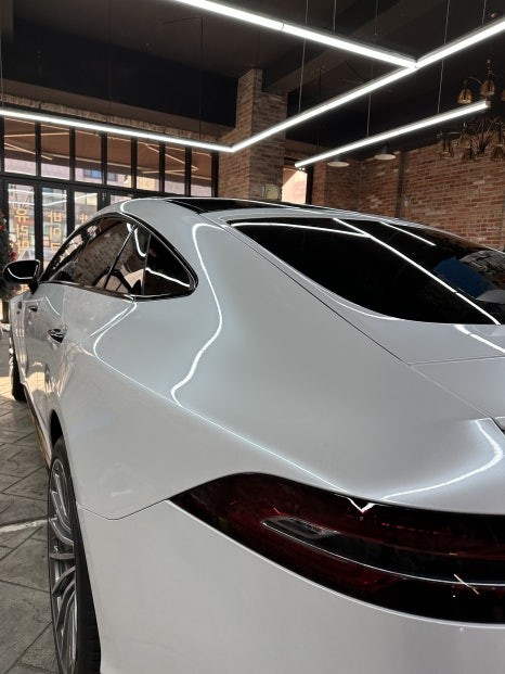 벤츠 AMG GT43 은색에서 고광택필름 화이트로 랩핑하기 용인랩핑 수원랩핑 크롬죽이기와 블랙PPF시공 / 경기 화성