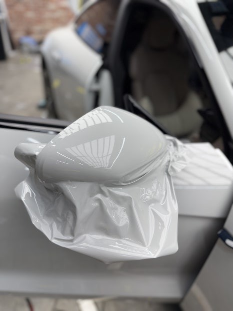 포르쉐 타이칸 전체랩핑 (동탄랩핑,오산랩핑,용인랩핑) / 경기 화성