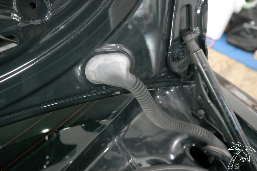 BMW 카오디오 튜닝 2시리즈 안드로이드 올인원 후방카메라 설치시 주의점 알아보기