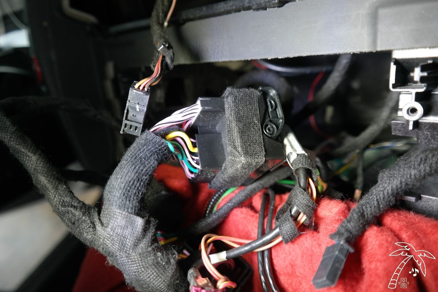 안드로이드오토 애플카플레이 모니터 BMW F22 220D에 설치하기