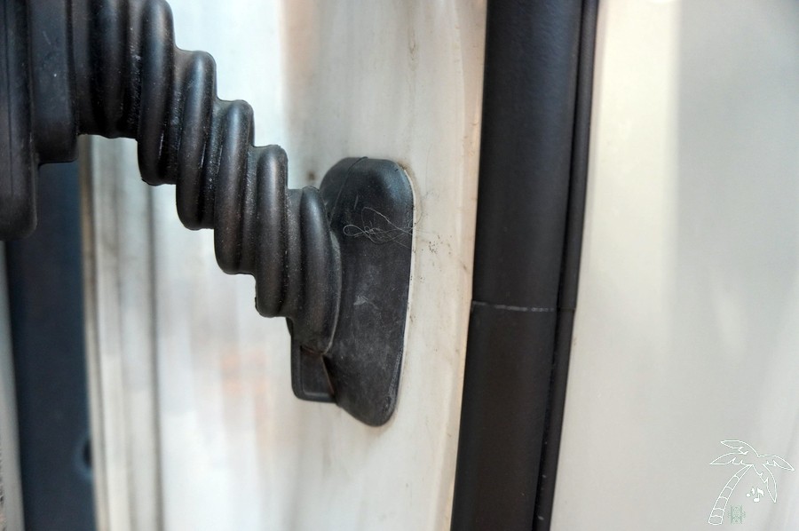 포르쉐 듀얼 모니터 안드로이드올인원과 3D 어라운드뷰 설치