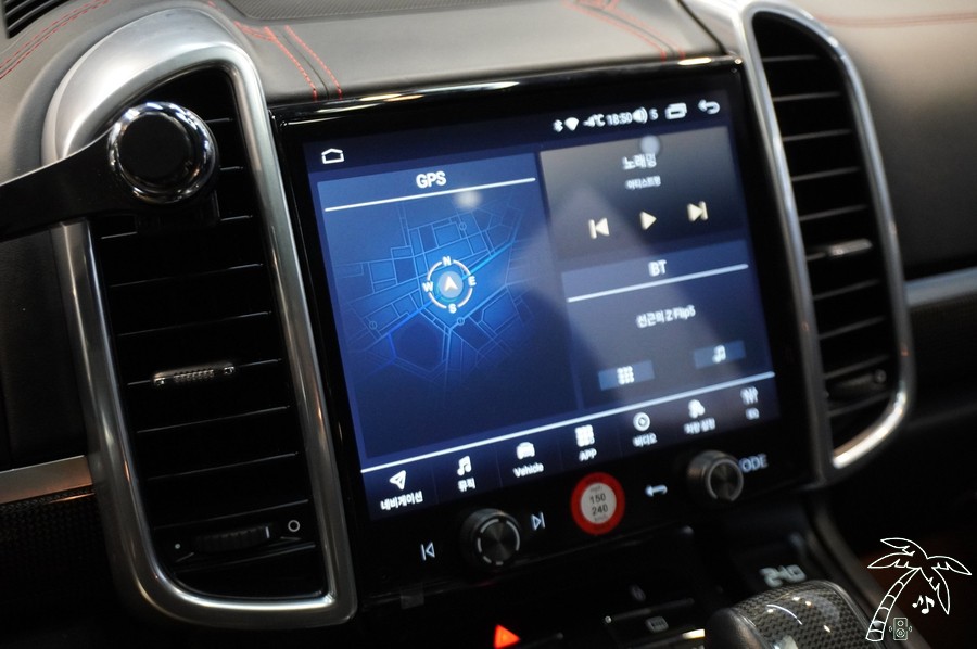 포르쉐 카이엔 안드로이드 올인원 설치해드렸습니다 상향 평준화된 8.4인치 고성능 기기 BOSE에 장착하기