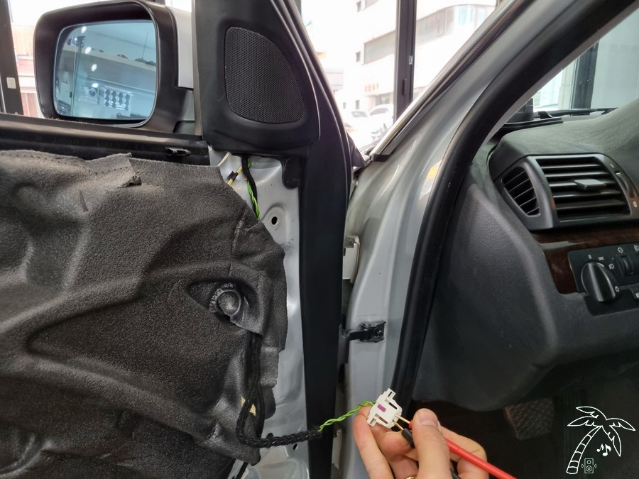 BMW E46 카오디오 스피커 고장 소리 안나오는 경우 점검 및 해결방법에 대해