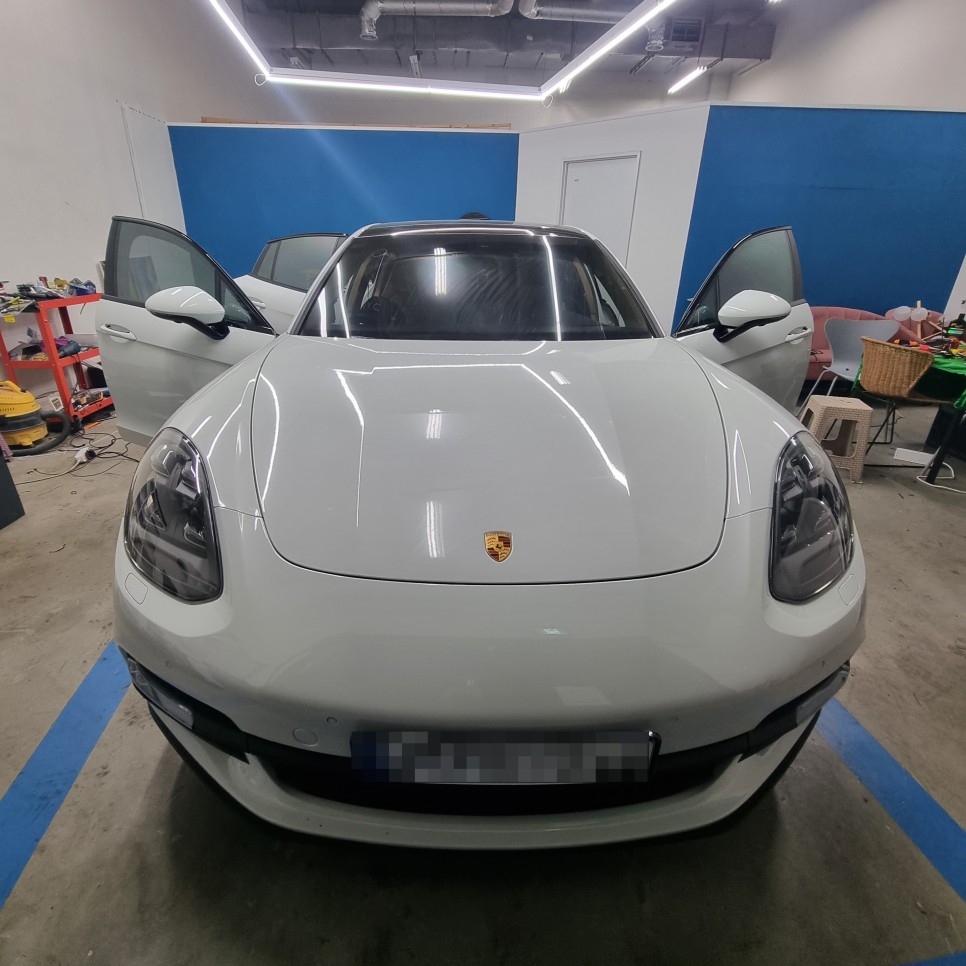 [펀개러지]포르쉐 파나메라 코더스 엠비언트 / 인천 연수구