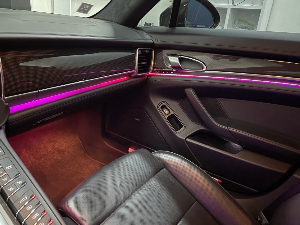 포르쉐 파나메라 코더스 엠비언트 시공! / 인천 연수구