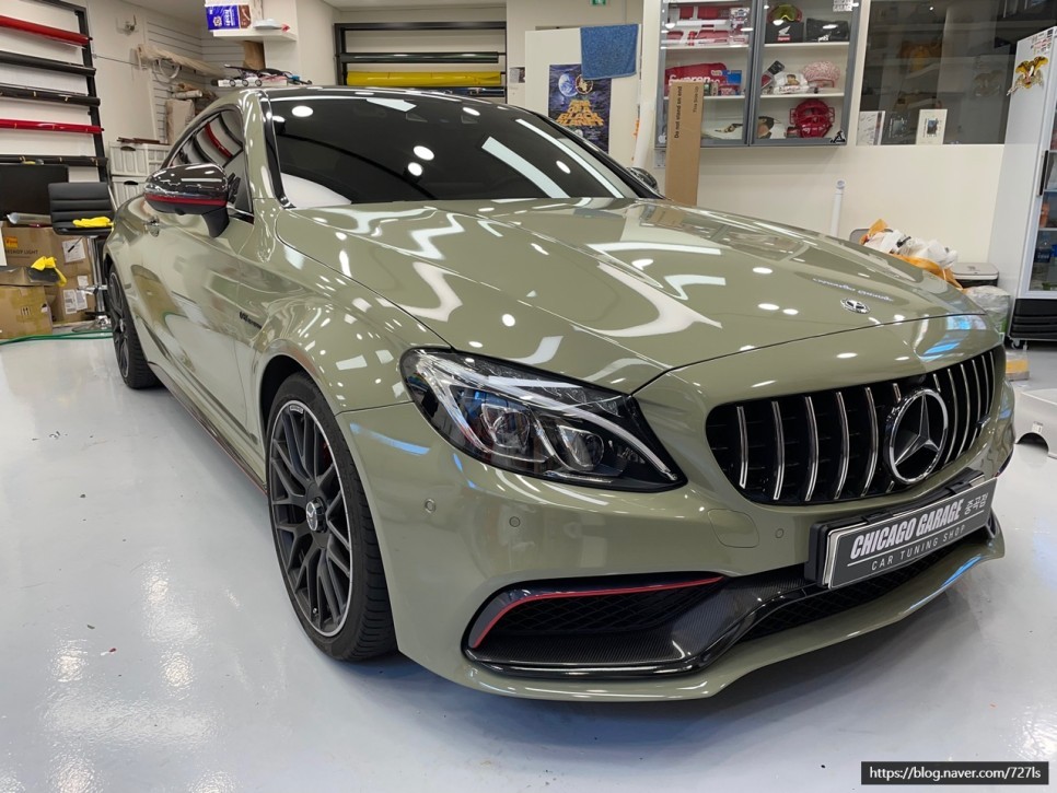 [광진구 랩핑]밴츠 C 63 AMG 이노즈텍 카키그린 전체랩핑
