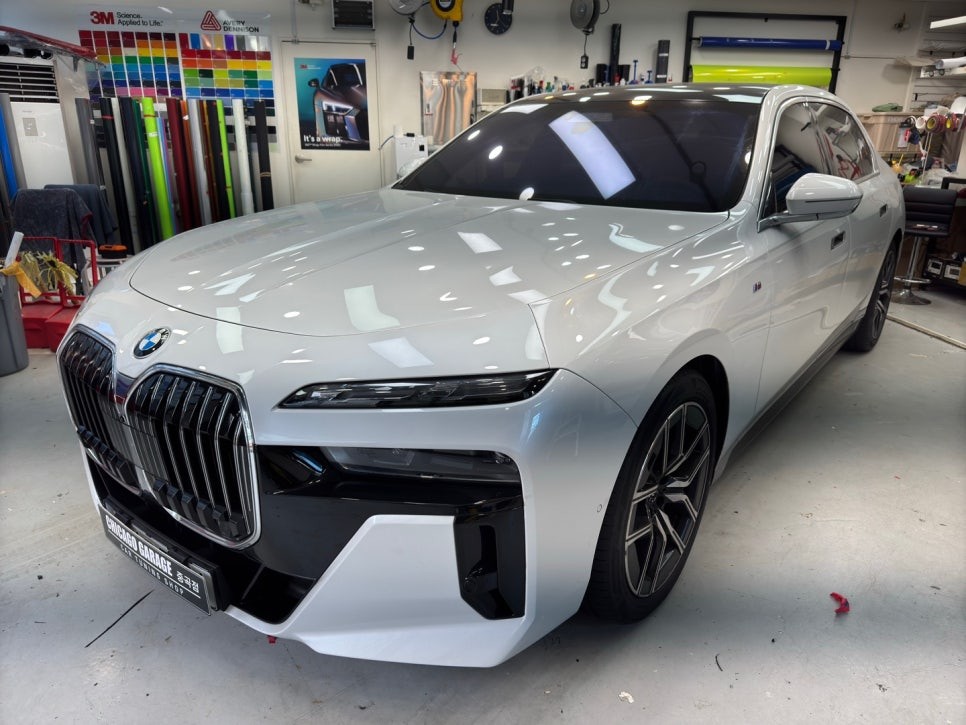 [송파 랩핑] BMW 740i 택랩 사틴 화이트 펄 전체랩핑 시공