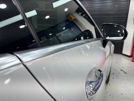 벤츠 CLS 300d 에이버리 글로스 그레이 전체시공