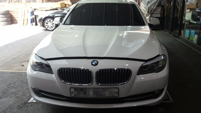 BMW 5시리즈 F10 520d 엔진오일교환 작업 대구 씨앤디인터내셔널 BMW정비 BMW엔진오일교환 BMW520D 수입차정비 전문점 대구앞산 씨앤디 쉘 힐릭스 울트라 합성유 오일