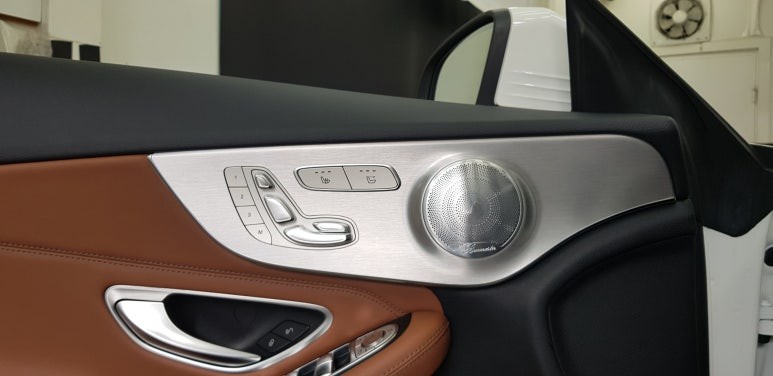 대구 벤츠 C클래스 W205 C200 카브리올레 LED 미드커버 장착 및 LED 송풍구 작업 후기 화려한 엠비언트를 뿜어내는 LED 송풍구 교체! 대구씨앤디 대구수입차전문