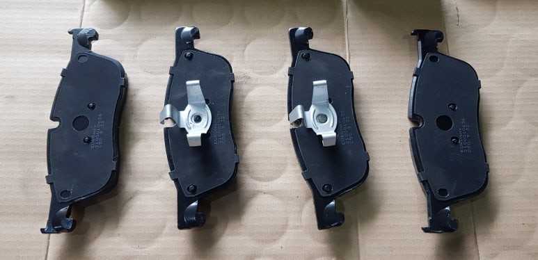 재규어XF 프론트 브레이크패드, 리어 브레이크디스크, 패드 교환 작업 대구 씨앤디인터내셔널 수입차정비 전문점 대구앞산 씨앤디 JAGUAR XF 브레이크패드마모경고등 자동차정비