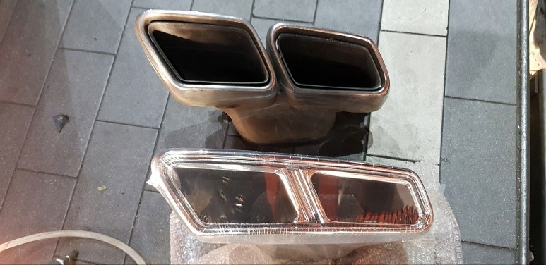 벤츠S63 카본사이드미러 크롬킷세트 머플러팁 교체 작업] 대구벤츠전문점 벤츠카본사이드미러 사이드미러교체전문점 벤츠튜닝전문점 대구씨앤디인터내셔널