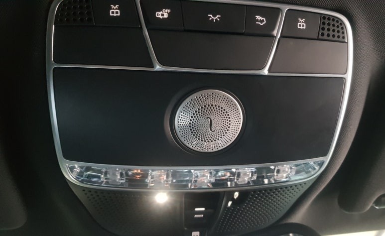벤츠 LED 송풍구 부메스터 엠비언트 장착 벤츠 부메스터ST LED 엠비언트라이트 벤츠 실내튜닝작업 썬글라스함 시공후기, 수리튜닝 전문점 S클래스 트위터 튜닝 대명동 씨앤디
