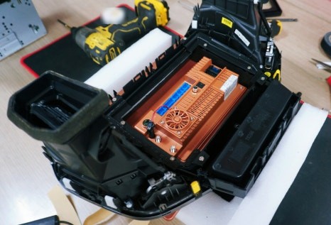 대구 안드로이드 올인원 13.3인치로 싼타페dm 네비게이션 매립. 열선 썬팅재시공.