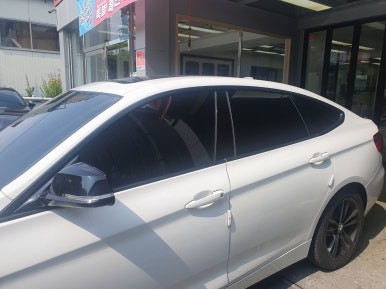 대구 달서구 BMW 3GT 로얄시리즈 901 비반사필름 가격대비 비교불가 압도적인 열차단, 시인성