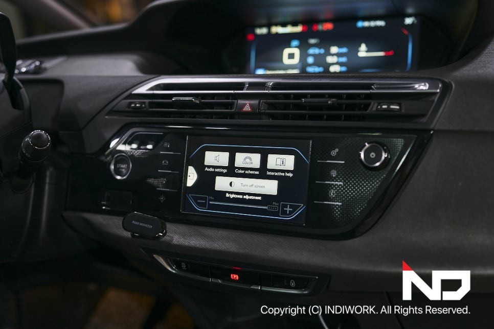 2016 시트로엥 C4 피카소 애플카플레이 설치 / 서울 구로구 구로동