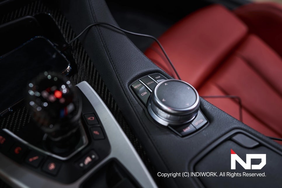 BMW M6 (F13) EVO ID5 버전에 무선 안드로이드 오토 & 무선 카플레이  지대로 설치 , 지대로 사용  ! / 서울 구로구 구로동