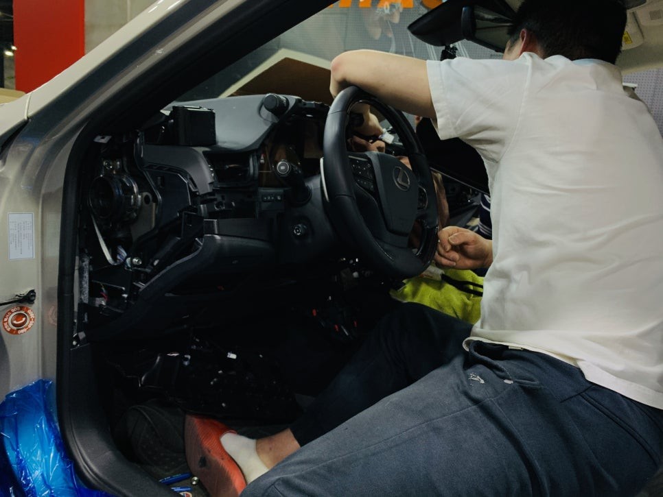 렉서스 2019년 ES300h , 고화질 정비율 카플레이 시스템 빌드업 ! / 서울 구로구 구로동