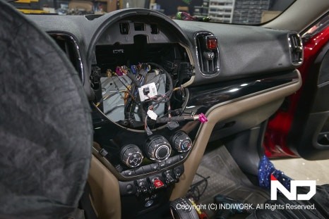 BMW미니 컨트리맨 NBT HU , 애플카플레이&안드로이드 오토 빌드 업 업 업 !! / 서울 구로구 구로동