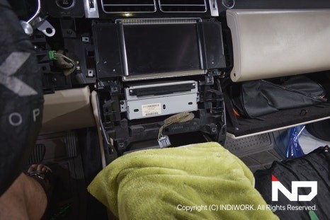 럭셔리 SUV 2014년식  레인지로버 보그, 내비게이션 대신  애플카플레이 장착 ! / 서울 구로구 구로동