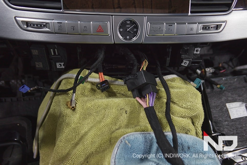 2015 아우디 A8에 터치되는 애플카플레이 시공 순정시스템 훼손 NO! / 서울 구로구 구로동