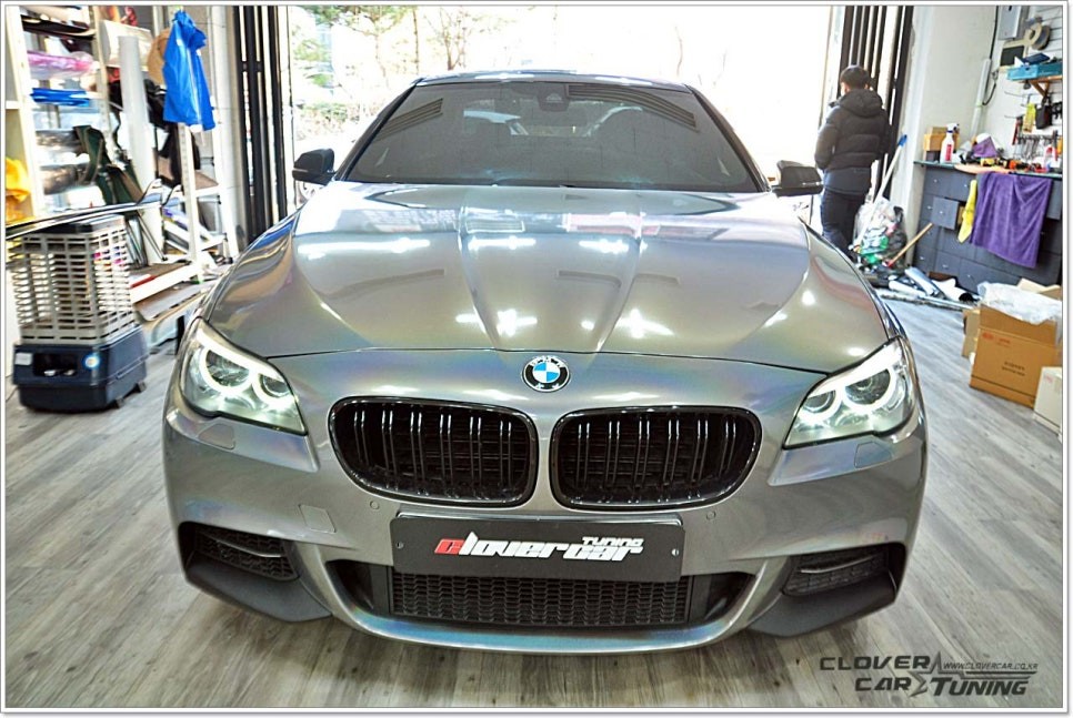 bmw f10 530i전체랩핑 기존랩핑 제거후 3m홀로그램랩핑 플립싸이키델릭전체랩핑 시공 [안산랩핑]입니다. / 안산 상록구