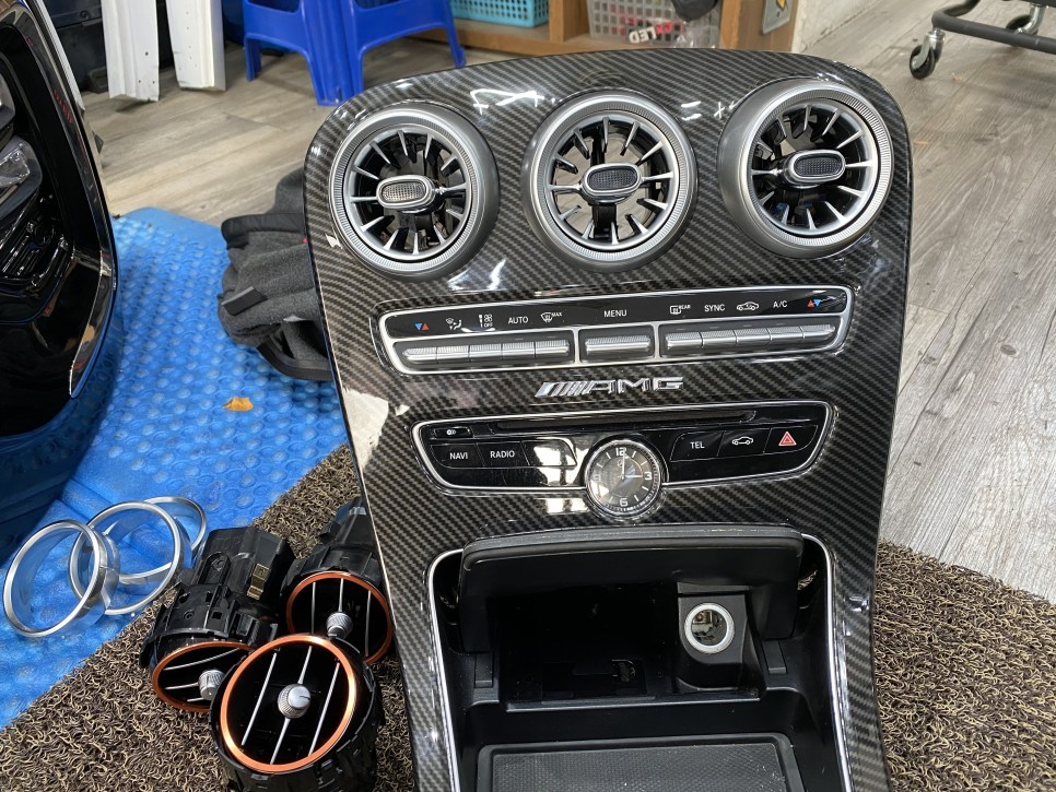 경기남부 / 벤츠c43amg 송풍구RGB엠비언트 무드등 작업 입니다 . / 안산 상록구 / 시흥.안산 수원.화성