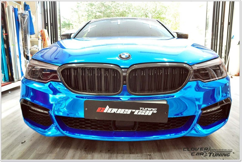 bmw G30 520d블루크롬랩핑 에이버리블루크롬 앞범퍼 앞휀더 조수석도어 접촉사고부위 블루크롬재랩핑 시공 [ 안산랩핑 ] 입니다. / 안산 상록구