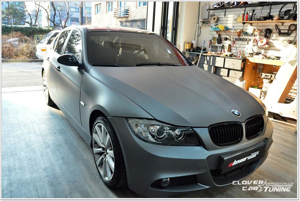 bmw320i전체랩핑 에이버리 무광그레이전체랩핑 유광블랙루프스킨시공 [안산랩핑]입니다. / 안산 상록구