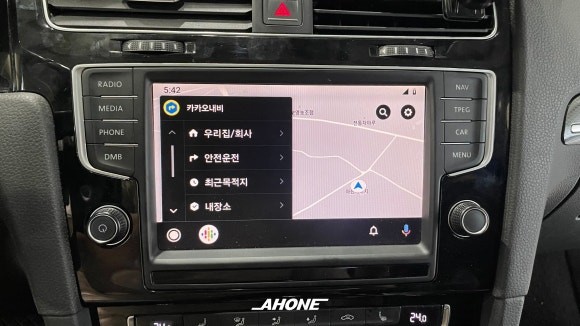 폭스바겐 골프 7세대 MIB2.5 앱 커넥트 오디오, 순정 폴딩 후방 카메라 장착.
