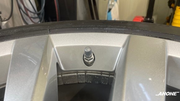 폭스바겐 아테온 페이스리프트 차량에 없어서는 안 될 옵션! 순정 TPMS 장착. / 경기 이천 부발