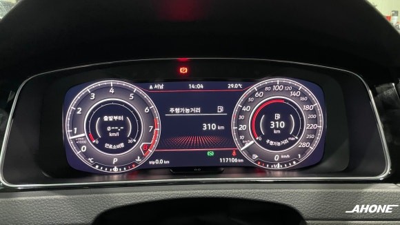 폭스바겐 골프 7세대 GTI 운전자가 가장 만족하는 제품! 순정 버추얼 콕핏 장착. / 경기 이천 부발