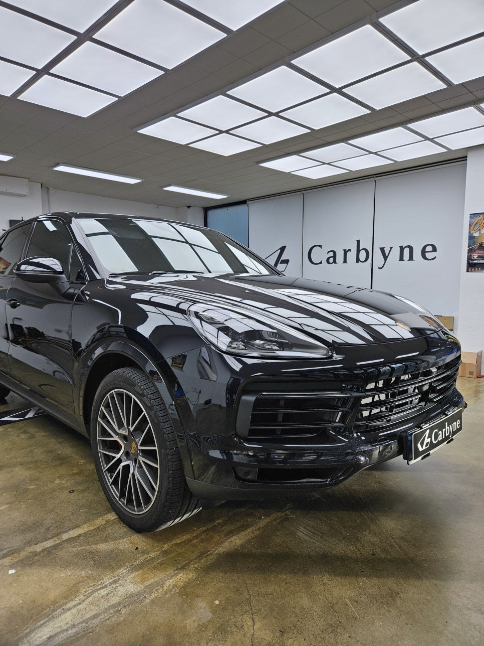 수원 윈드쉴드, 스톤칩 걱정 없는 마음 편한 주행. 포르쉐 카이엔. / 경기 화성