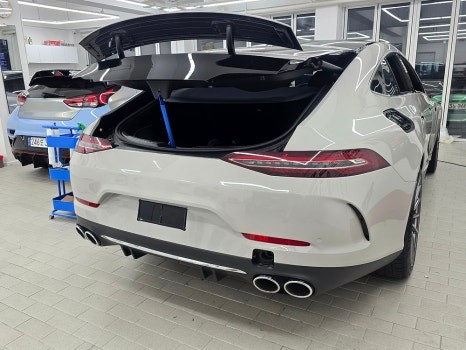 벤츠 AMG GT 4도어 차량에 포르쉐 크레용을 입히다! 전체 랩핑 시공 / 서울 강남