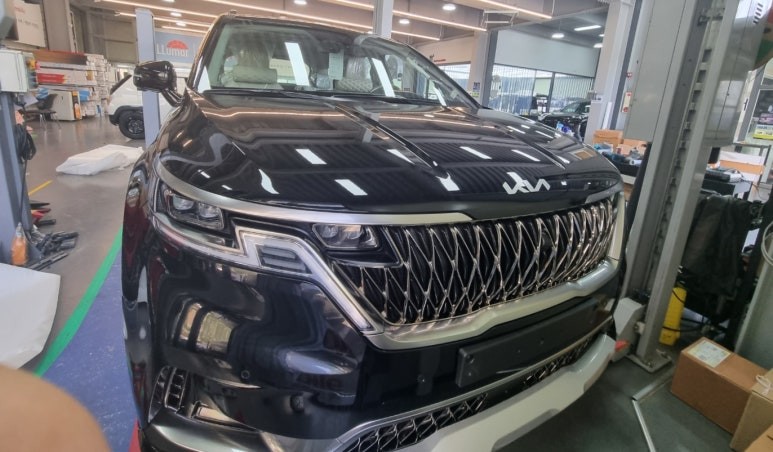 부산 카니발 신차패키지 튜닝 요트바닥 바닥매트 LED사이드스텝 에어댐 카니발전문점 / 부산, 기장