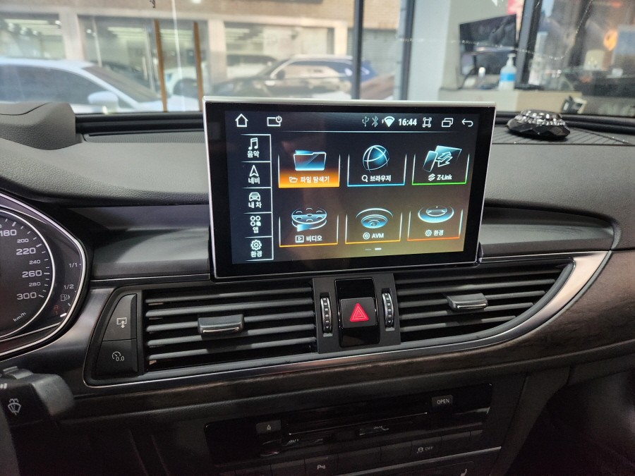 아우디 안드로이드 올인원 순정형 슬라이딩 팝업 시공