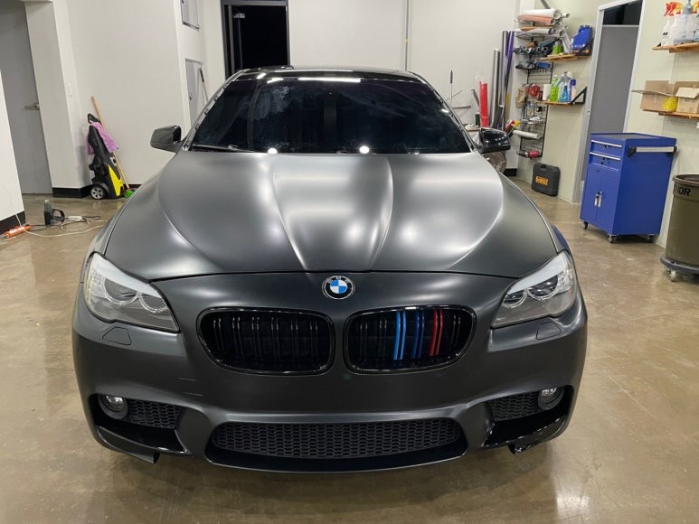 ☆BMW F10 5시리즈 사틴블랙락그레이 전체랩핑은 창원 랩몬스터☆ / 창원시 마산회원구