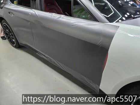 포르쉐랩핑 PPF 반 무광 랩핑 으로 풀 체인지 / 용산구 문배동