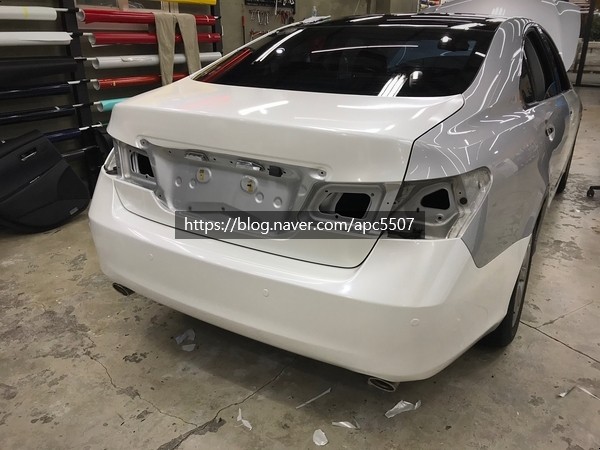 깔끔함의 정석! 화이트 펄 '렉서스 es350' 서울 랩핑 / 용산구 문배동