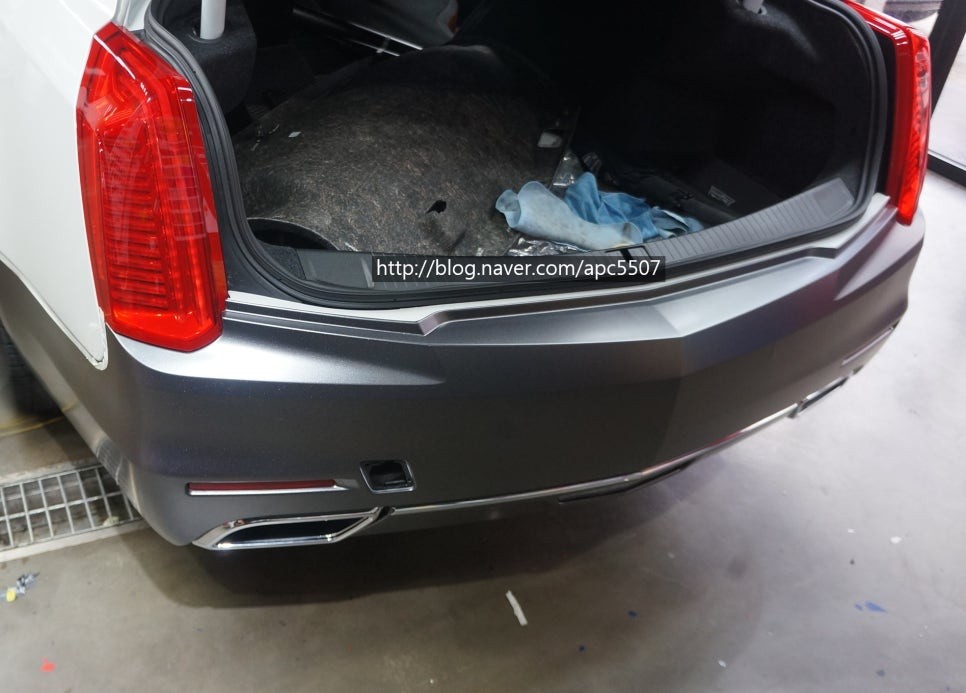 캐딜락 cts 신차 출고후 바로 자동차랩핑 하러 왔어요^^ / 용산구 문배동