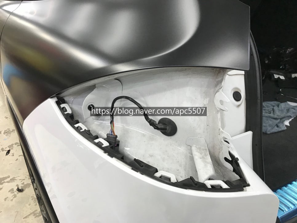 카이엔 gts 사틴 블랙 차량랩핑 / 용산구 문배동