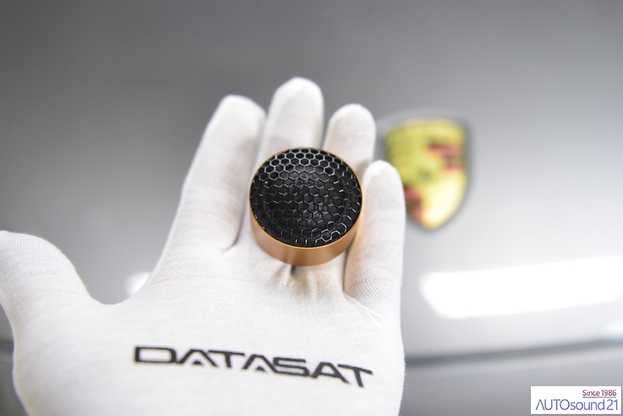 포르쉐 카이엔 터보 2011년식▶ DATASAT 센터스피커, 트위터 그리고 하이브리드 파워켑, 비위드 블루투스 장착하기. / 서울 마포구 신수동
